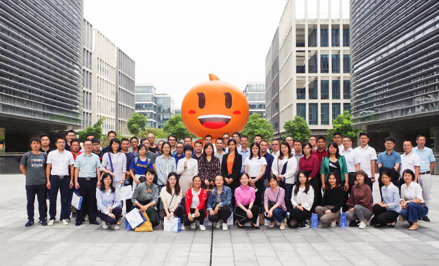 快讯 | 艺赛旗迎来上海国家会计学院“广西拔尖会计人才班”学员参观